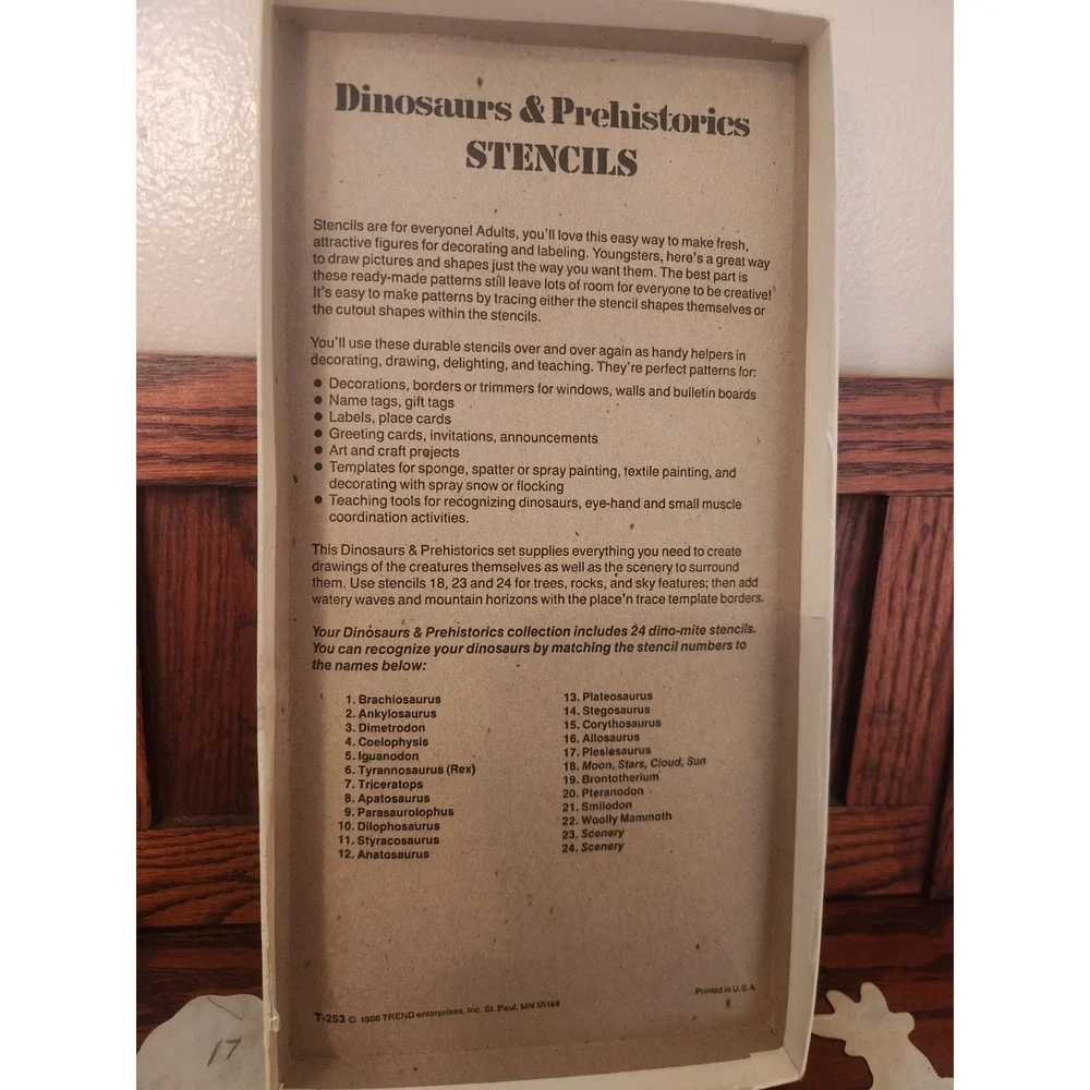 Vintage‎ Trend Dinosaurs & Prehistoric Stencils Shapes Stencils 1986